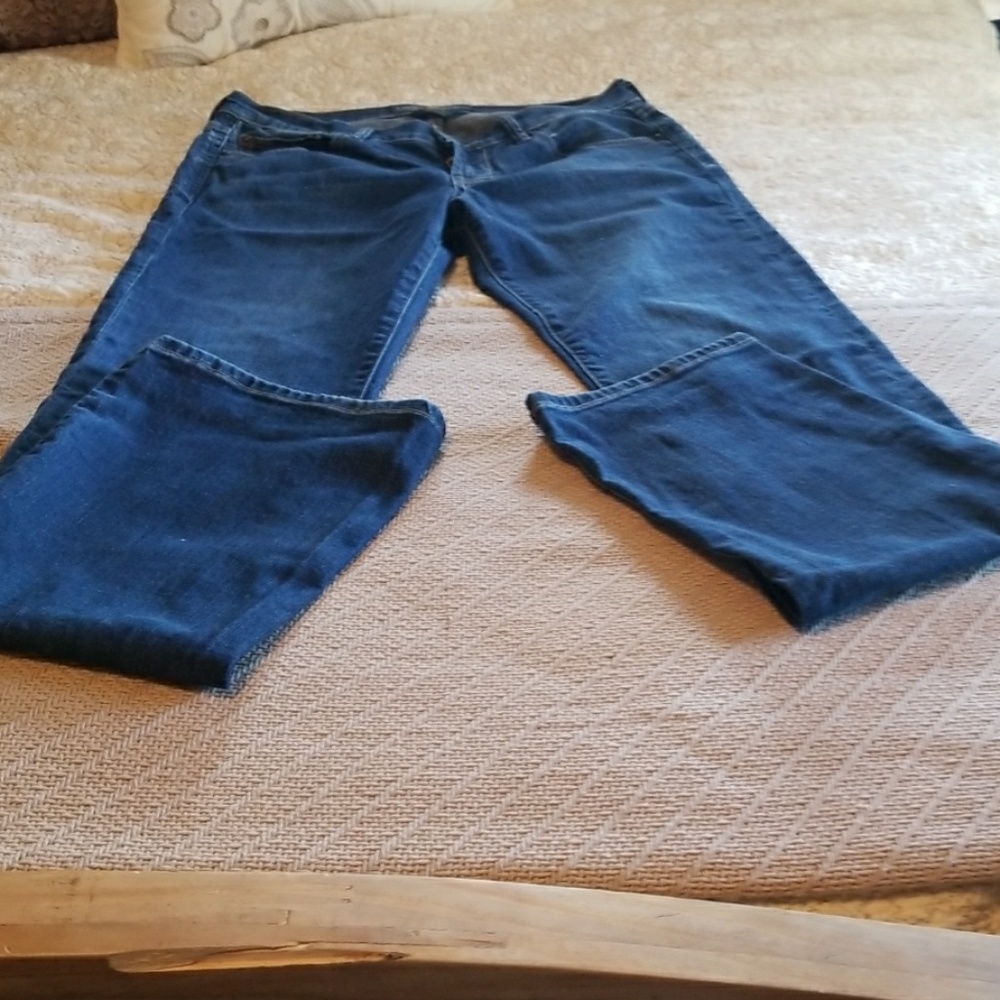 Lucky Jeans